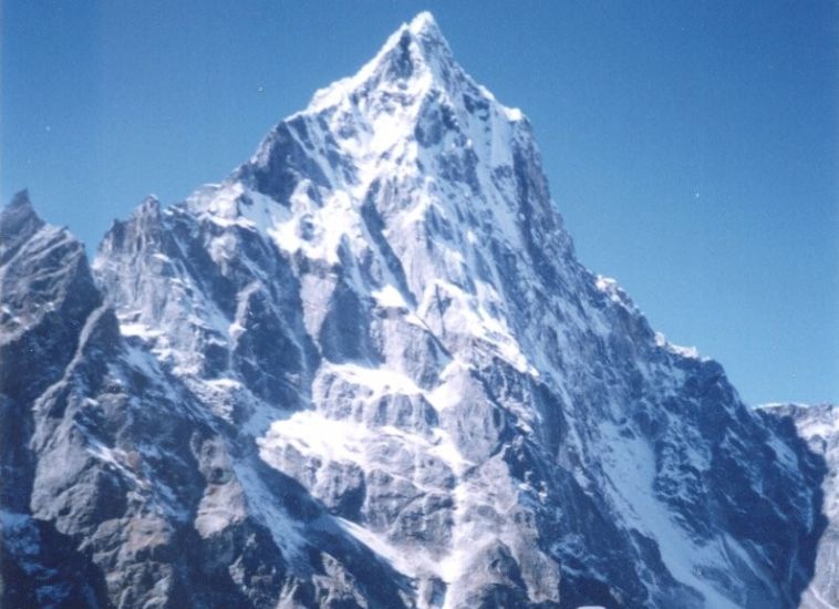 Mt.Cholatse on route to Dzongla and Chola La Pass