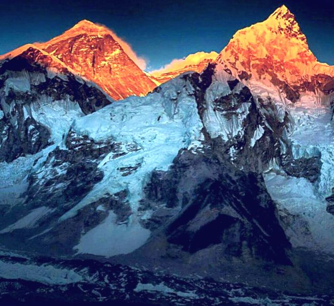 Sunset on Everest and Nuptse from Kallar Pattar