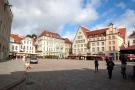 Tallinn-Town-Hall-Square.jpg