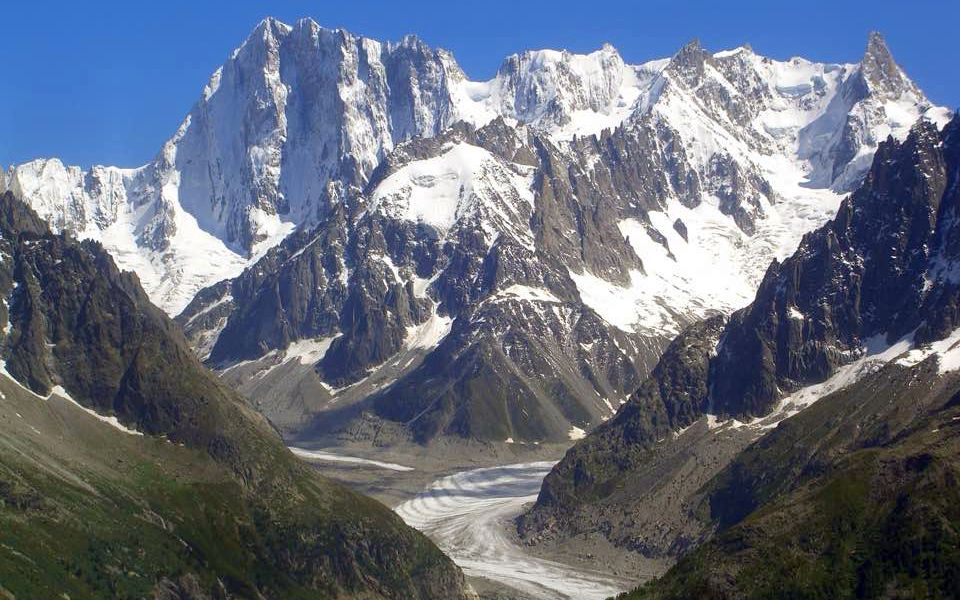 North Face of Grandes Jorasses ( 4208m ) above Mer de Glace