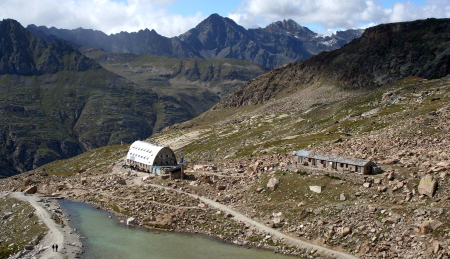 Rifugio Vittorio Emanuele II on Gran Paradiso