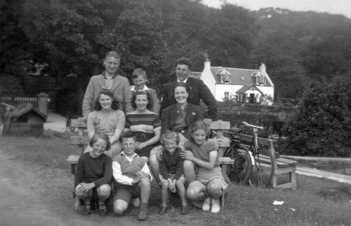 Charlotte Ingram, Roy Ingram, Eric Ingram, Charles Welch Ingram on Isle of Arran