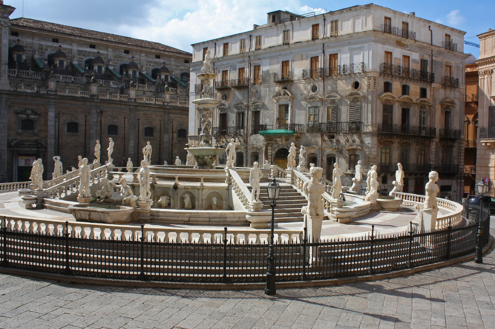 Fontana Pretoria at Palermo on Sicily in Italy