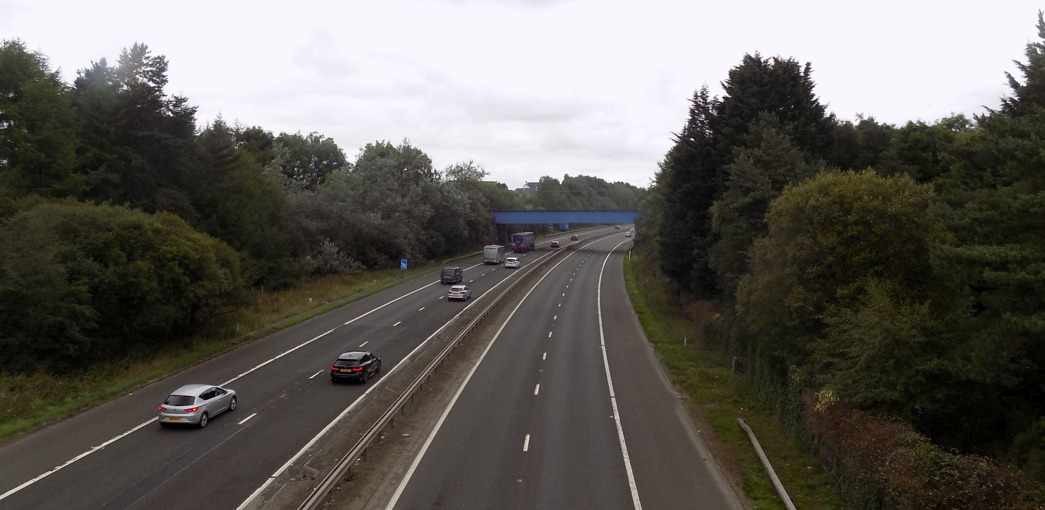 Crossing M73 on approach to Drumpellier Park