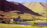 Loch_awe_kilchurn_castle.jpg