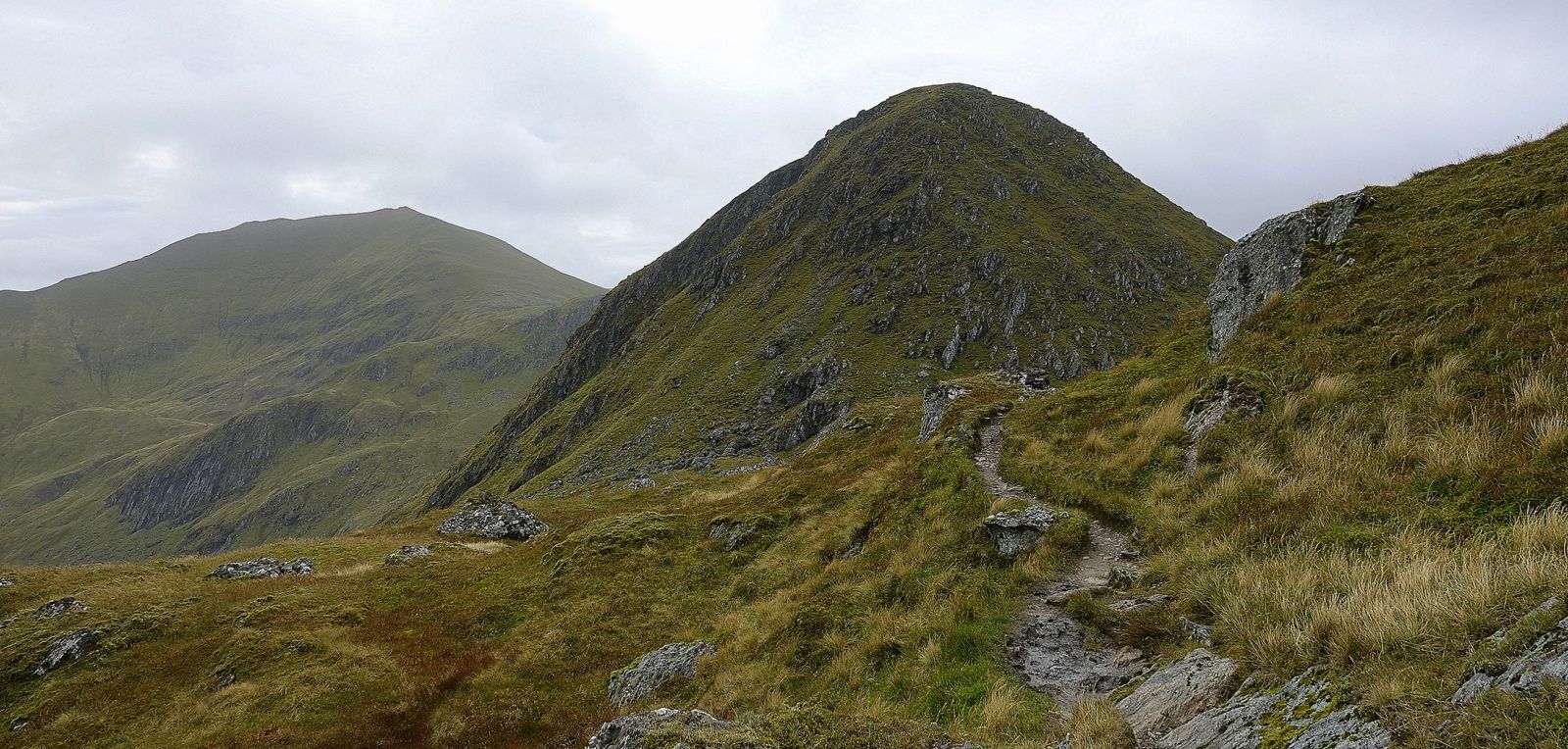 Ben Lawyers and An Stuc