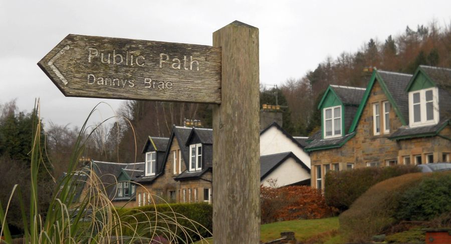 Signpost in Blanefield