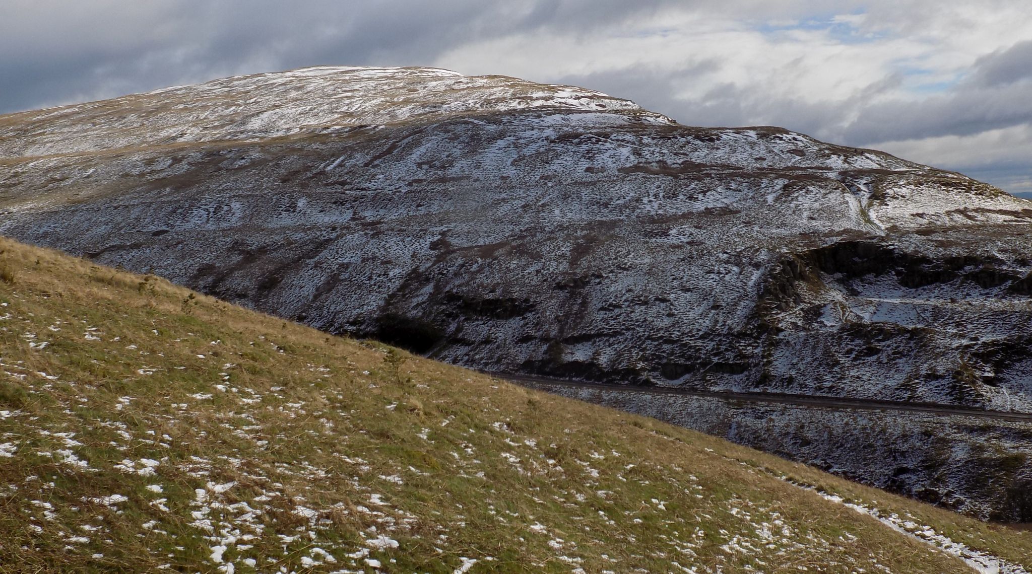 Cort-ma-Law in the Campsie Fells above Crow Road