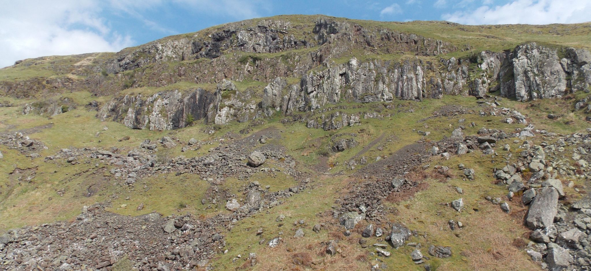 Rock Bands in the escarpment of the Campsie Fells