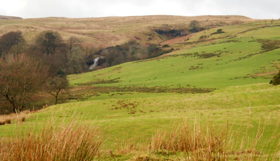 Grey Mare's Tail Waterfall from track to Muirhouses