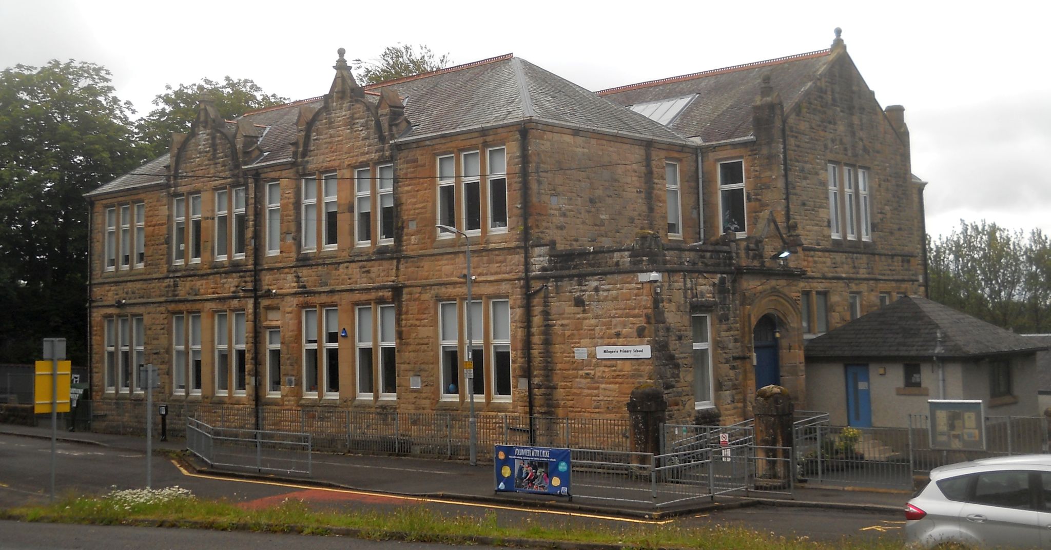 Milngavie Primary School