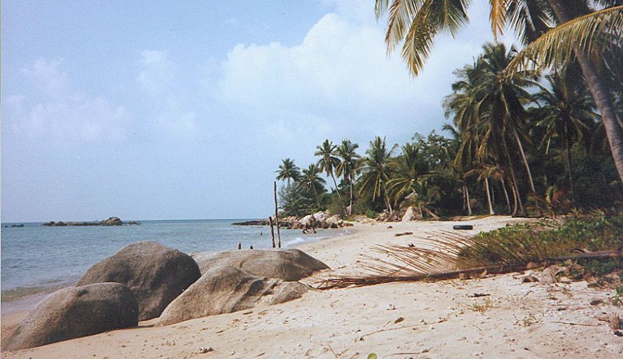 Beach at Hat Yao on Pha Ngan Island in Southern Thailand