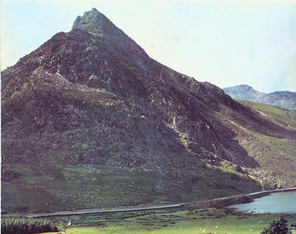 Tryfan and Lyn Ogwen in Wales