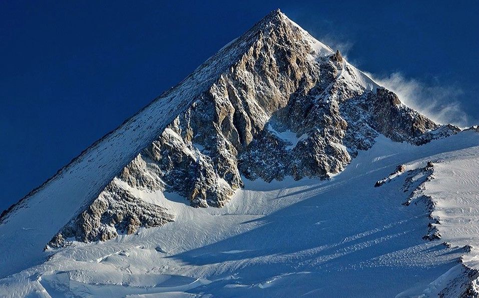 The tallest mountain. Гашербрум 2. Гора Гашербрум. Гашербрум 6 гора. Гашербрум II (к4).